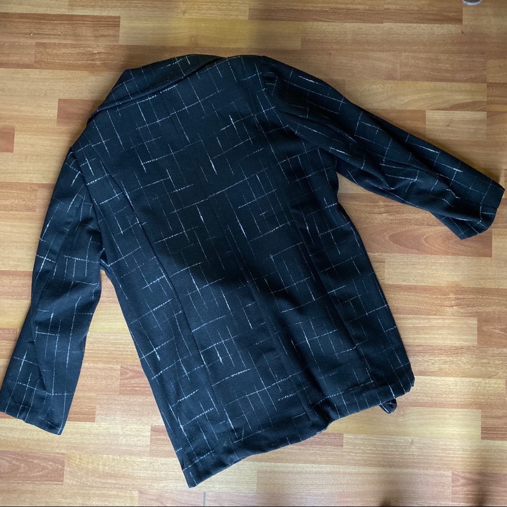 JACKET - Picture 3 of 3